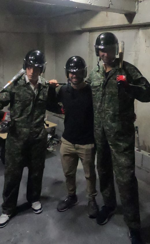 オーストラリアから大阪へ！音楽持参で物を壊す超エキサイティング旅☆