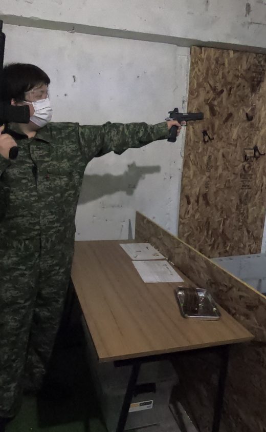 撃～って撃～～って撃ちまくる♪あなたも私もトリガーハッピー☆