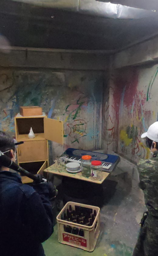 マジで！？ビール瓶をケースごとぶっ壊す！