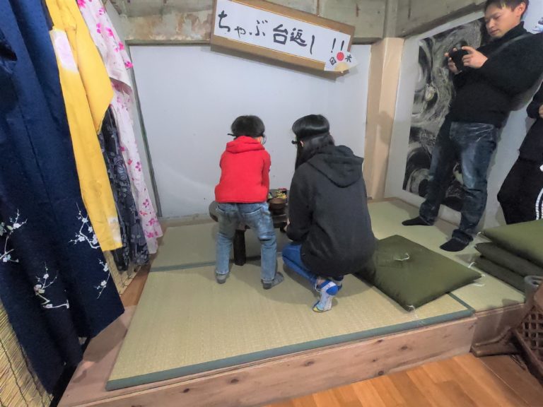 親子でちゃぶ台返し