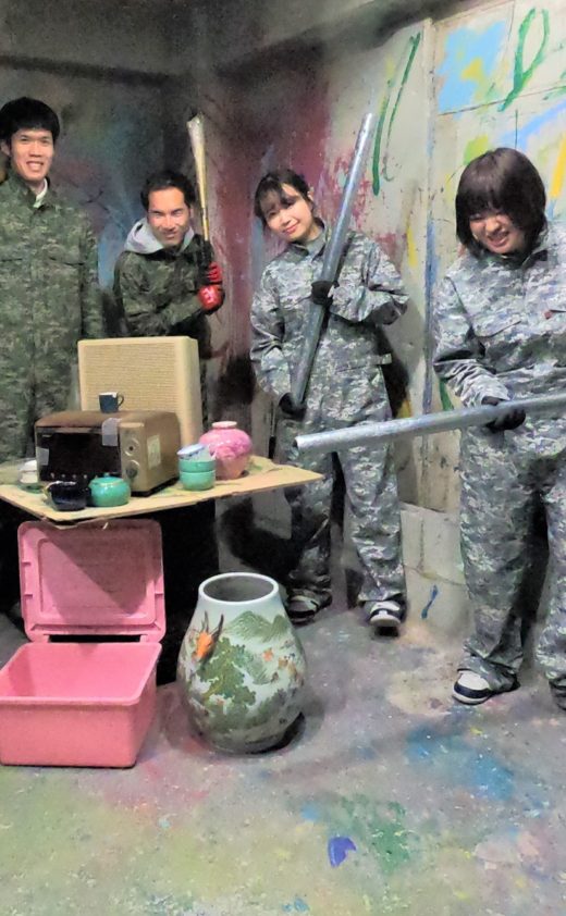 サークルで遊ぶなら面白い店がありますよ～！