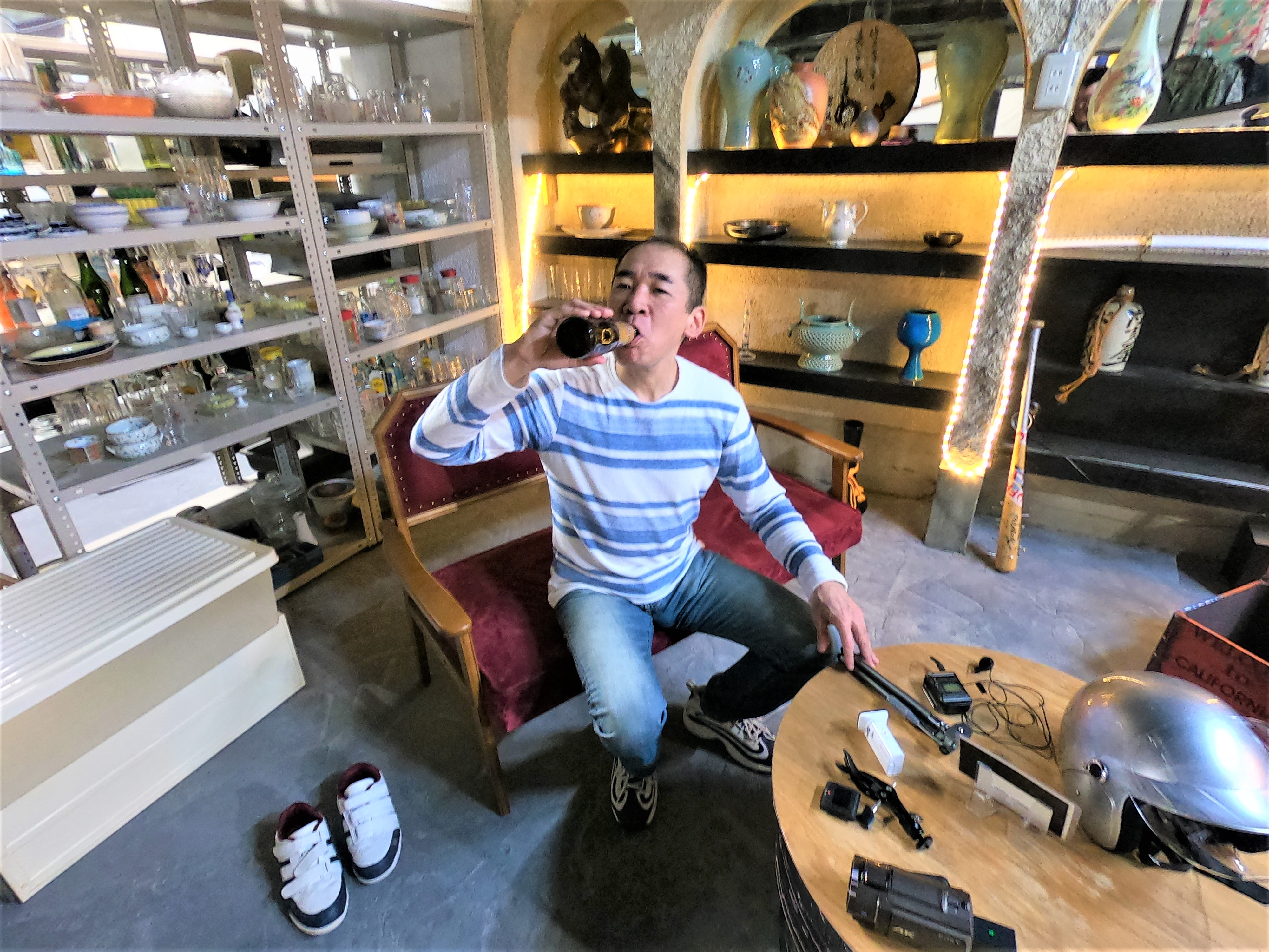 ほいでビール！Youtuberのあきボーさんがご来店、ぐびぐびとビールが美味しそう☆