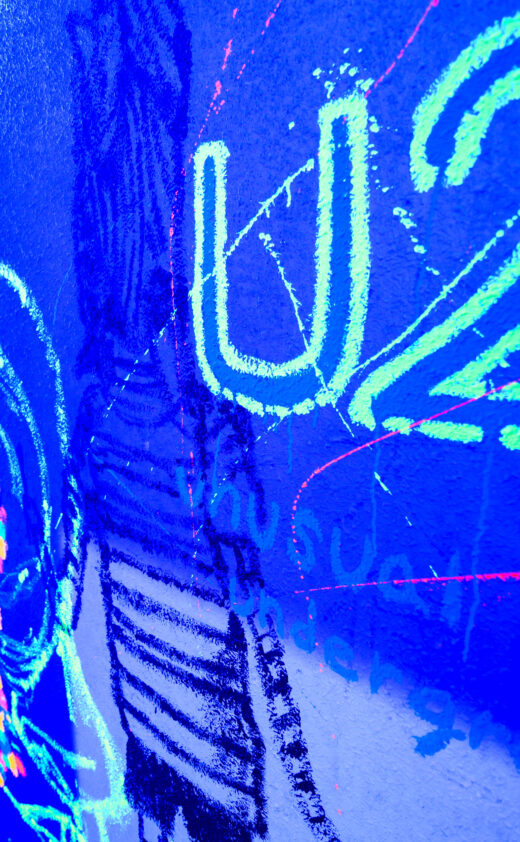 大阪難波の穴場｜暴れて、壊して、叫んで！ストレス発散のアクティビティ